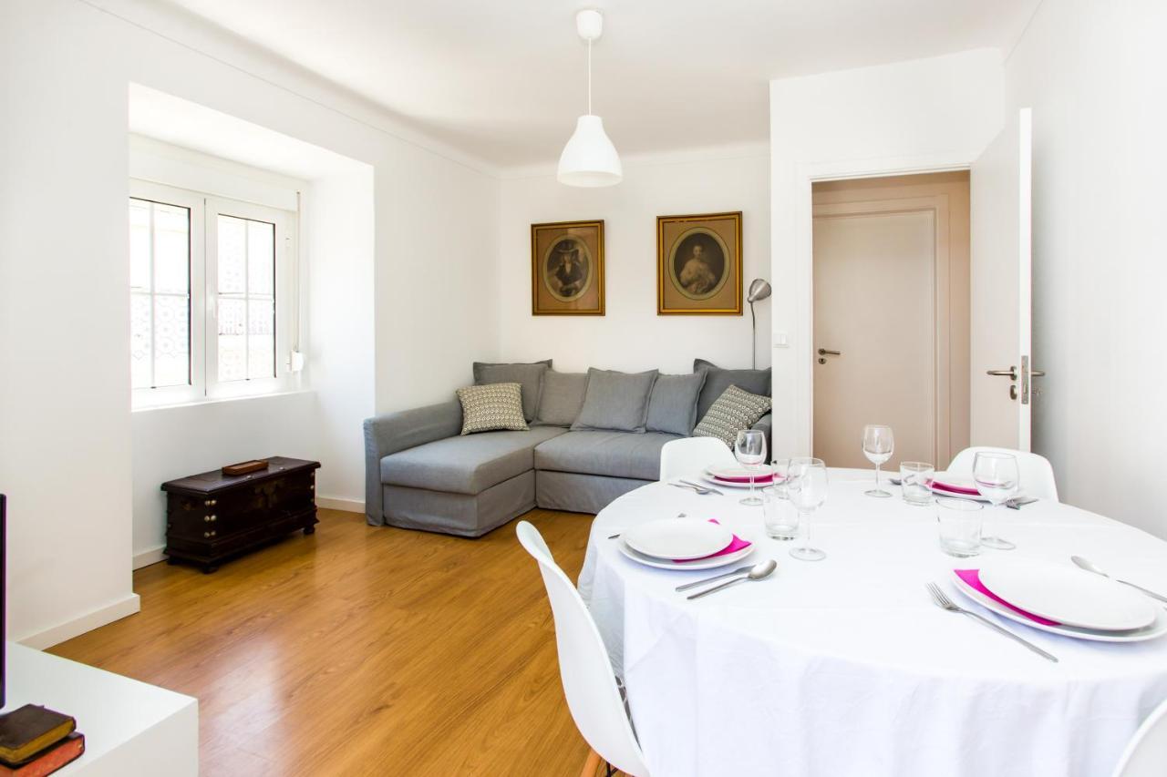 Belem! Charming 2 Bedroom Apartment W Terrace, Wifi & Free Street Parking Лиссабон Экстерьер фото